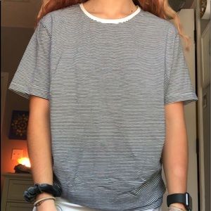 navy and white stripped t shirt